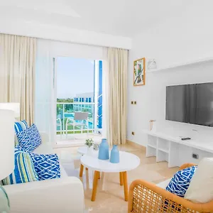 Cana Rock Golf & Beach Club Apartment